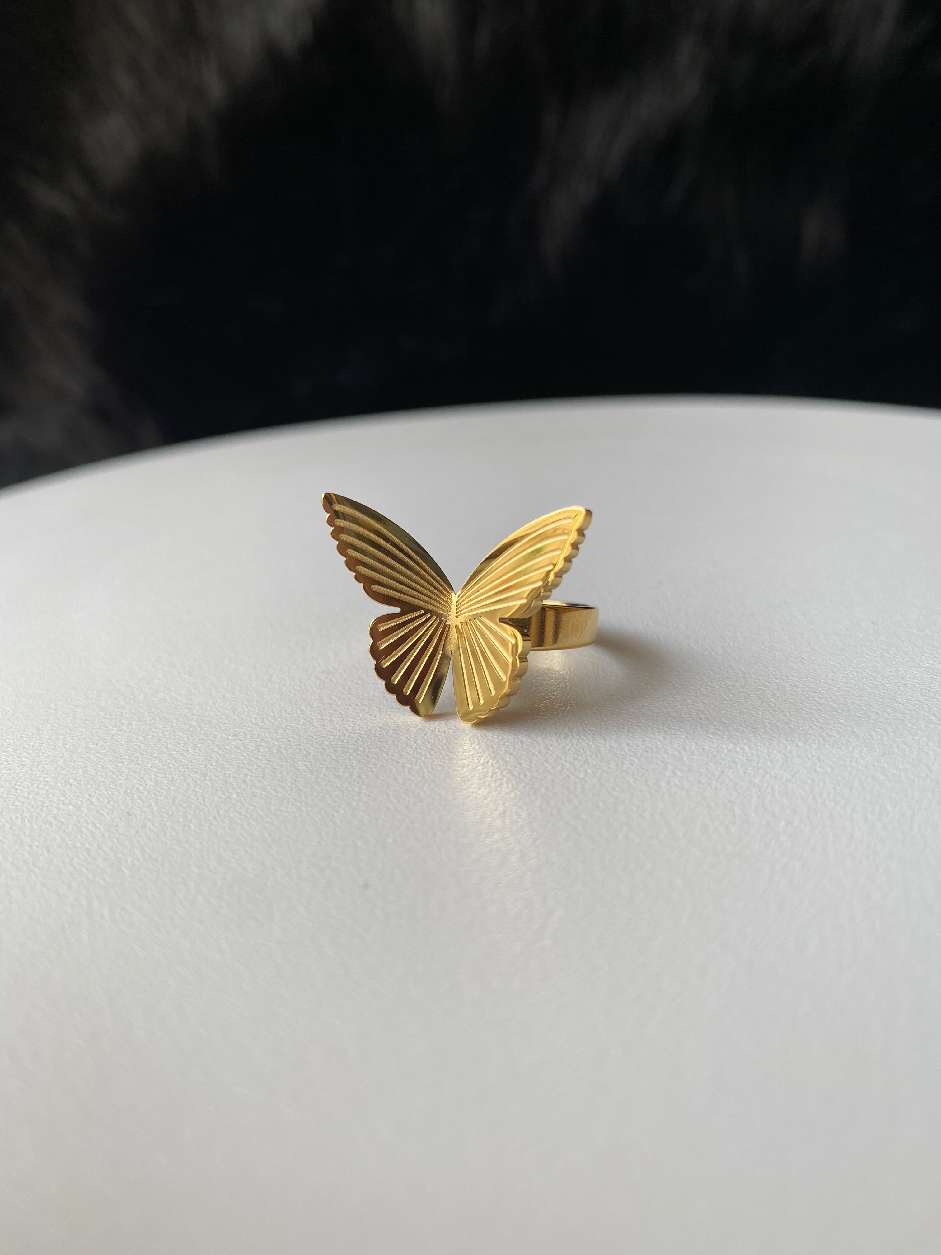 Frosted Butterfly 2011 18k Gold Plated Stainless Steel Jewelry