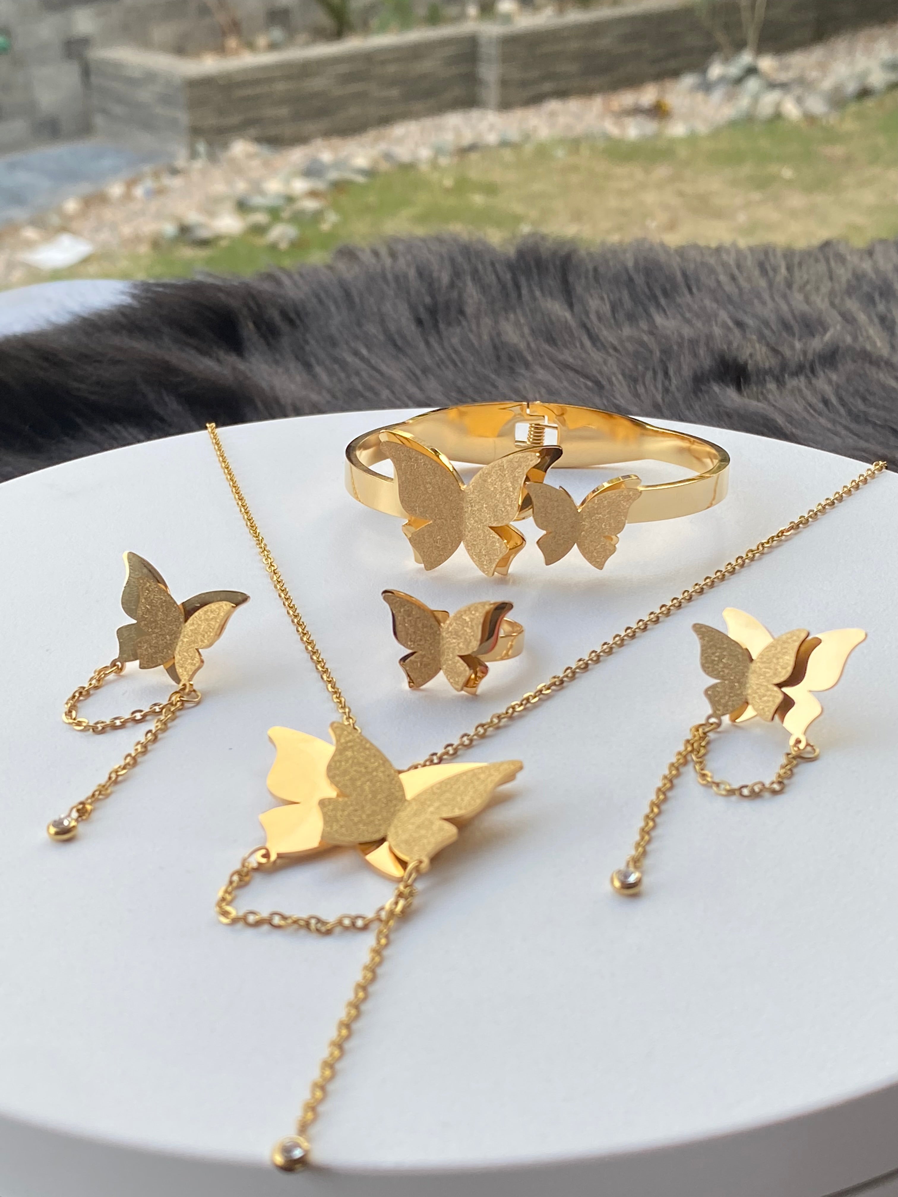 Frosted Butterfly 18k Gold Plated Stainless Steel Jewelry